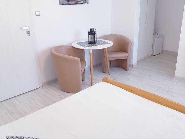 Pokój nr 3 z tarasem na parterze