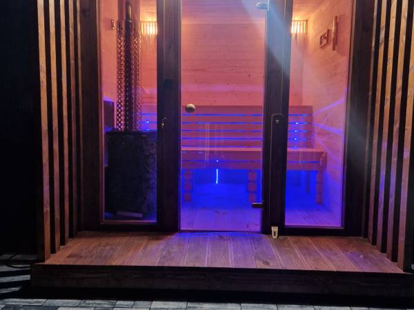 Nowoczesne Całoroczne Domy 9-osobowe/Jacuzzi/Sauna