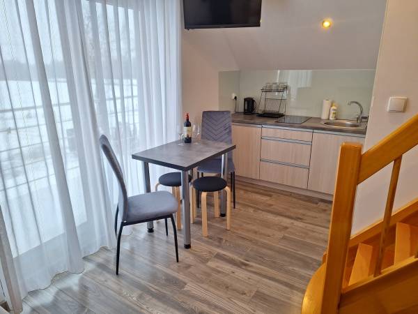 Apartament dwupoziomowy mały