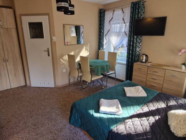 Pokoje Gościnne KLEO