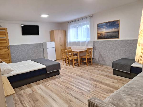 pokój pięcioosobowy nr 4