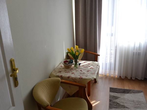 Gabi Cocktail Bar i wynajem pokoi