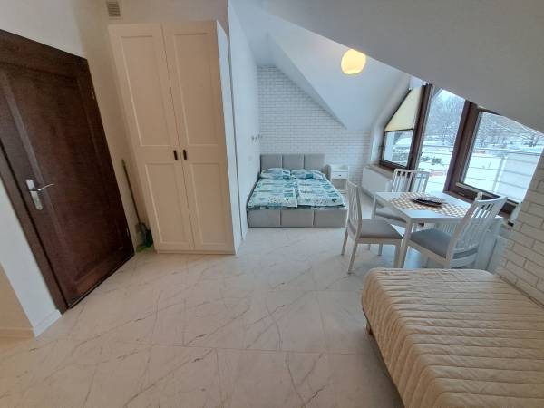 Pok. 4 - 3 osobowy z kuchnią