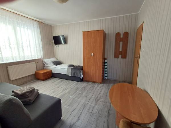 pokój nr 8, 3-osobowy