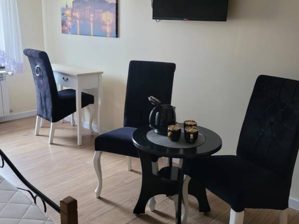  Pokoje Gościnne Baśniowy Dom - Góry Stołowe - Radków