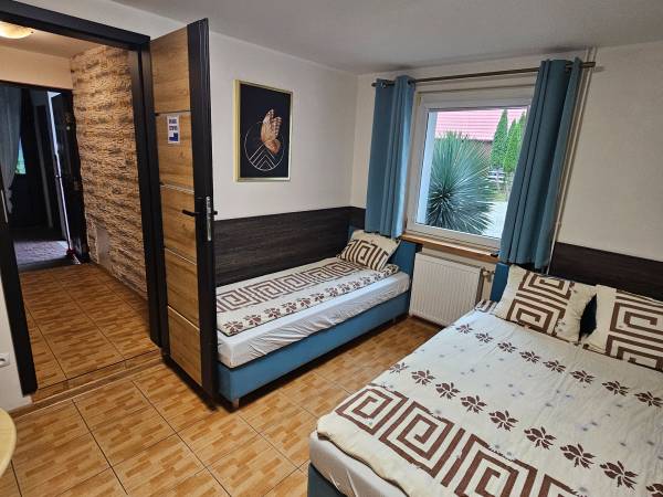 Pokój 3 osobowy nr 1