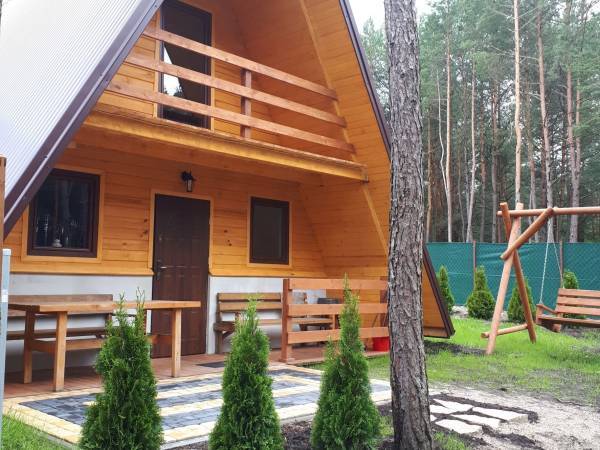 LEŚNY ZAKĄTEK - DOMKI LETNISKOWE / PRZYSTAŃ NAD SOPOTEM