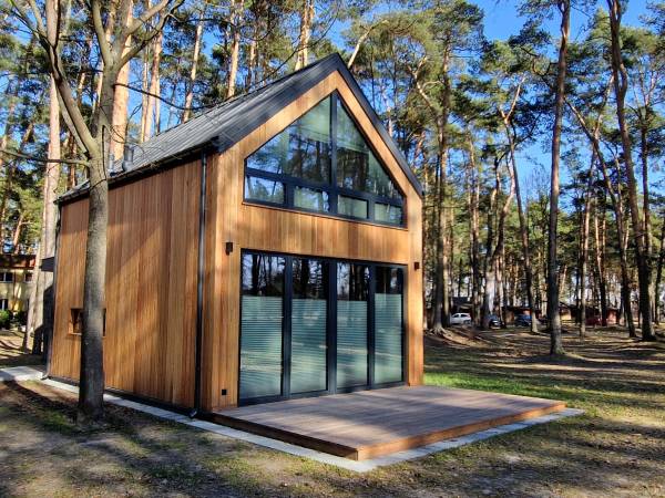 Domek piętrowy 4-osobowy z klimatyzacją