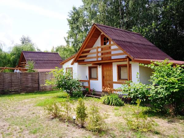 Domek nad jeziorem, mazury, ogrzewany.