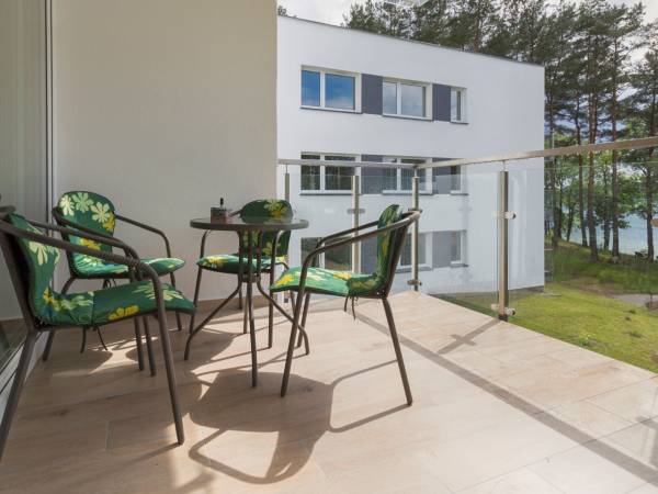 Apartament przy jeziorze nr 2