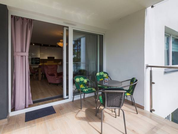 Apartament przy jeziorze nr 2