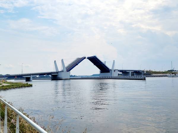 Apartament Deluxe 2-pokojowy z ogródkiem