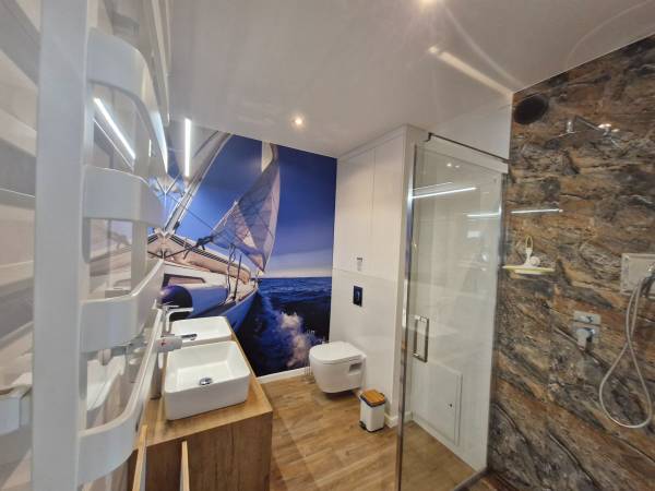 Apartament Deluxe 2-pokojowy z ogródkiem