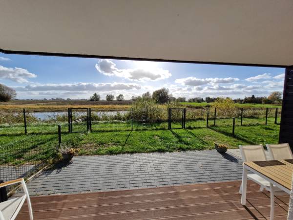 Apartament Deluxe 2-pokojowy z ogródkiem