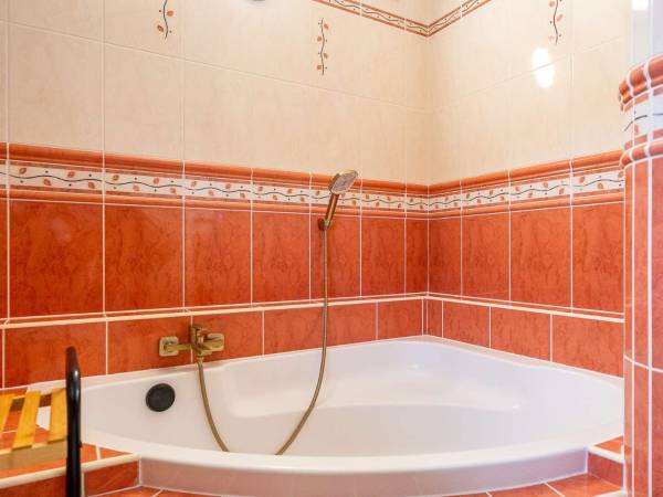 Pokój trzyosobowy nr 7