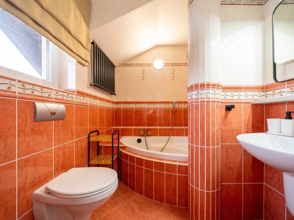 Pokój trzyosobowy nr 7