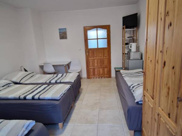 pokój nr.2 - 4 osobowy na parterze