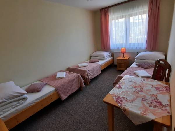 Białka Tatrzańska_Ambrozja_nocleg ze śniadaniem_pokój nr 6_4_5-osobowy typu studio z balkonem