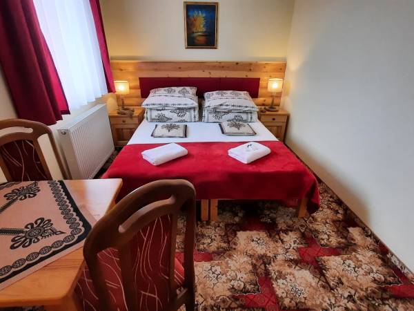 Białka Tatrzańska_Ambrozja_nocleg ze śniadaniem_pokój nr 1_1_2-osobowy