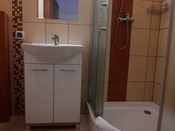 Białka Tatrzańska_Ambrozja_nocleg ze śniadaniem_pokój nr 4_5_3-osobowy z balkonem