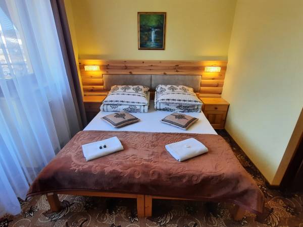 Białka Tatrzańska_Ambrozja_nocleg ze śniadaniem_pokój nr 12_1_2-osobowy z balkonem