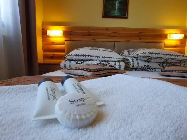 Białka Tatrzańska_Ambrozja_nocleg ze śniadaniem_pokój nr 12_3_2-osobowy z balkonem