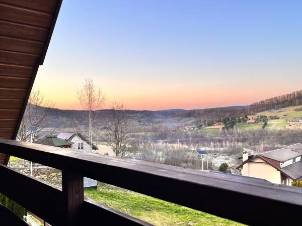 widok z balkonu -zachod slonca