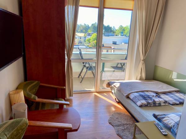 Mały pokój 2os. nr.9 z balkonem 