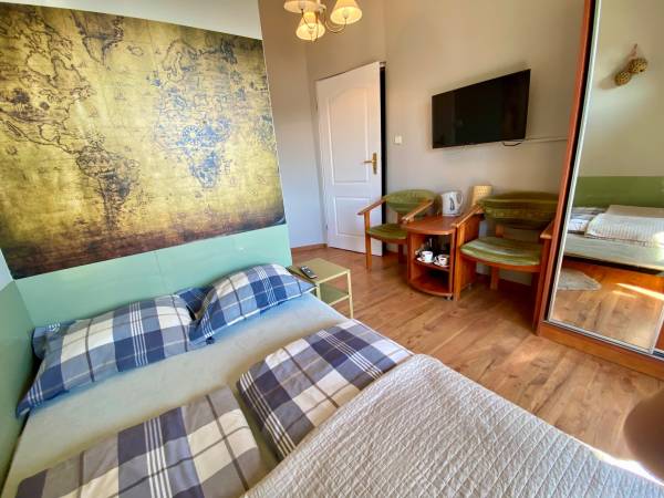 Mały pok. 2os. nr.9 ( z balkonem ) 