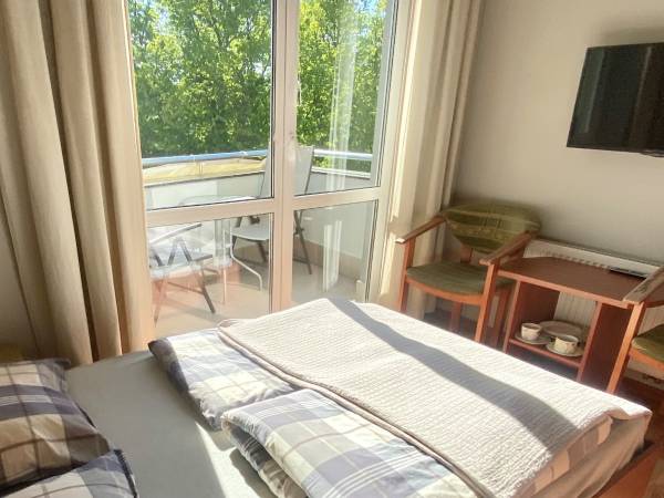 Mały 2os. nr.12 z balkonem 