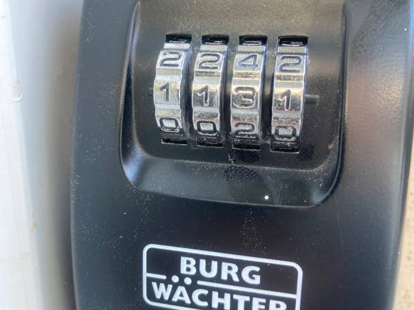 Możliwość zameldowania i wymeldowania 24/7