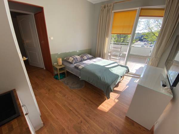 Pokój nr.6 z tarasem i aneksem 