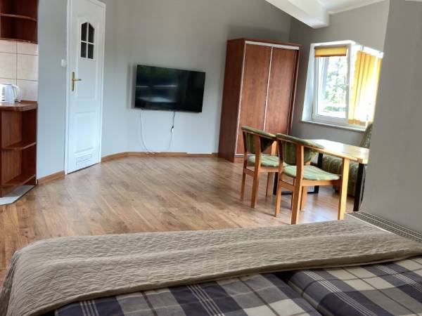 Studio nr.10 2-4os. z aneksem i tarasem 