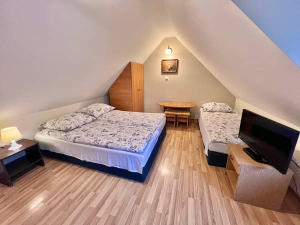 Pokój 1-2os z własną łazienką 