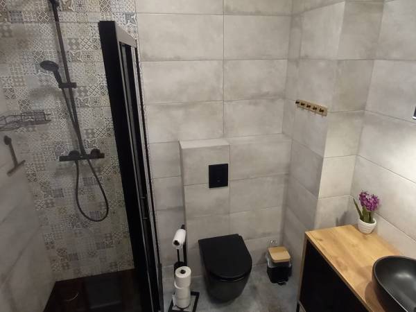 APARTAMENT RODZINNY - 100 metrów od morza