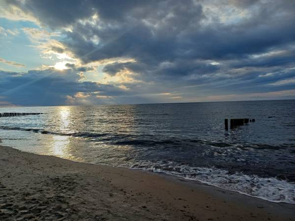 APARTAMENT RODZINNY - 100 metrów od morza