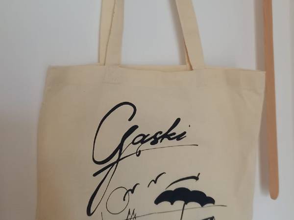 APARTAMENT RODZINNY - 100 metrów od morza