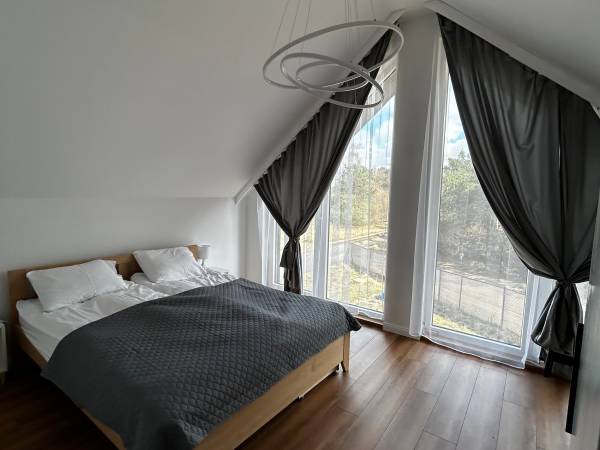 Dom na łące Jantar