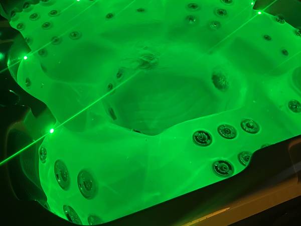 Domki Comfort + comfort wellness zone (sauna- jacuzzi)