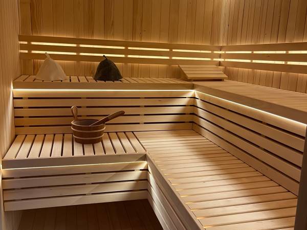 Domki Comfort + comfort wellness zone (sauna- jacuzzi)