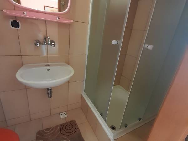 łazienka do pok. 2-os.