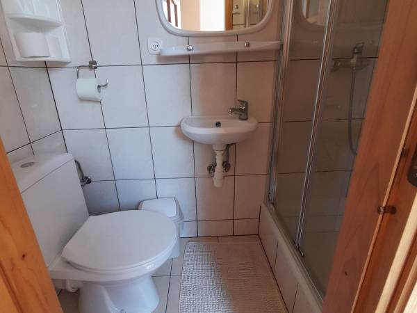 łazienka do pok.4 -os.