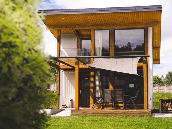 Rezerwat Wielin nad jeziorem (sauna, balia, jacuzzi, basen)