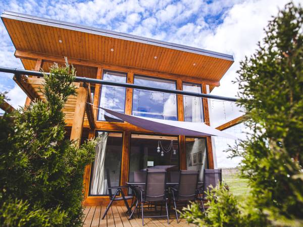 Rezerwat Wielin nad jeziorem (sauna, balia, jacuzzi, basen)