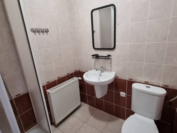 łazienki w pokojach