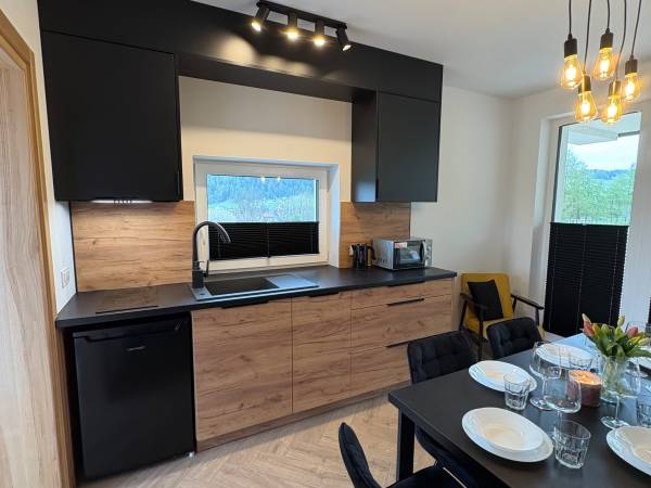 Tam Gdzie Rosną Poziomki