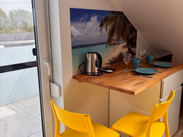 Pokój 301 na poddaszu ze skosami