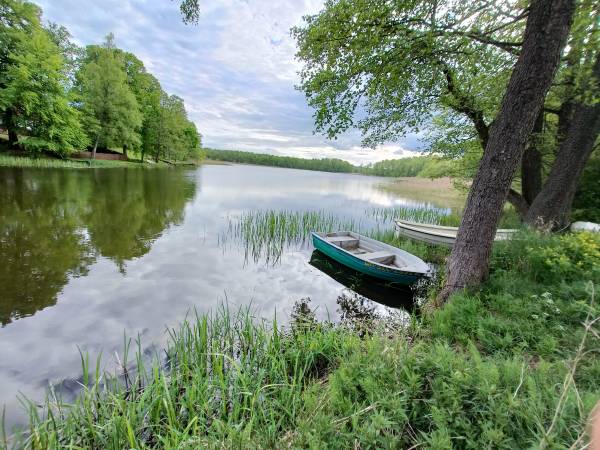 Mazury. Domek pod lasem