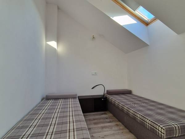 sypialnia w dwupokojowym