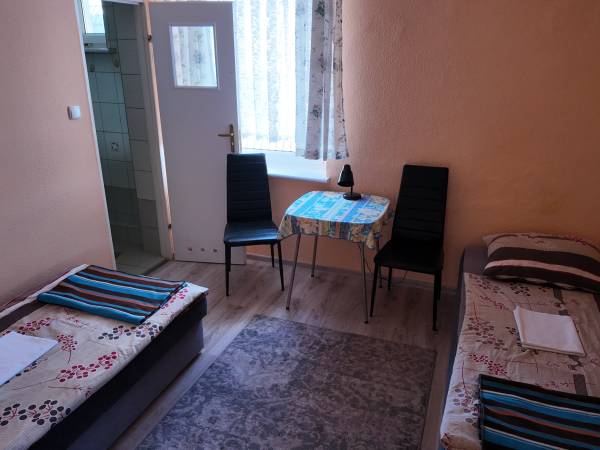 Pokój nr 1 dwuosobowy pierwsze piętro